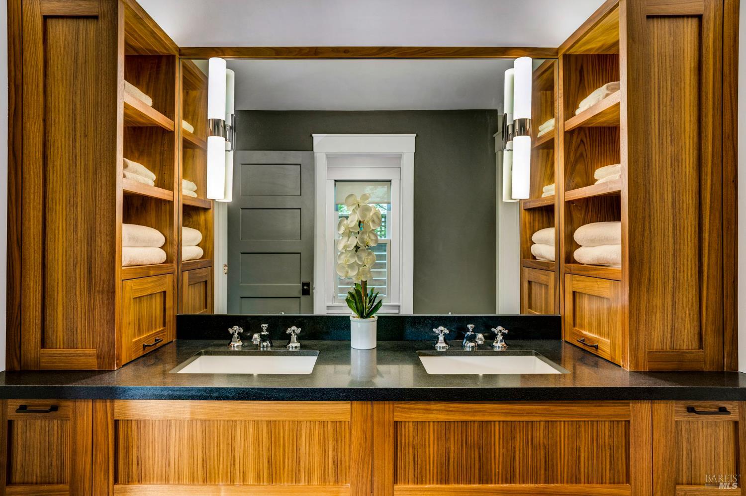 Detail Gallery Image 54 of 96 For 6555 Yount St, Yountville,  CA 94599 - 3 Beds | 2/1 Baths