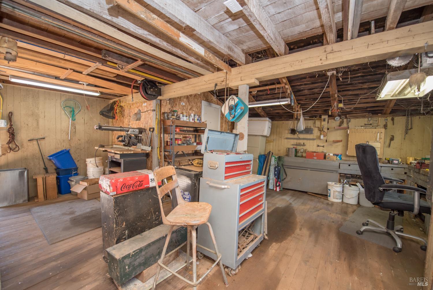 Detail Gallery Image 32 of 88 For 5301 Hutchinson Rd, Sebastopol,  CA 95472 - 3 Beds | 3 Baths