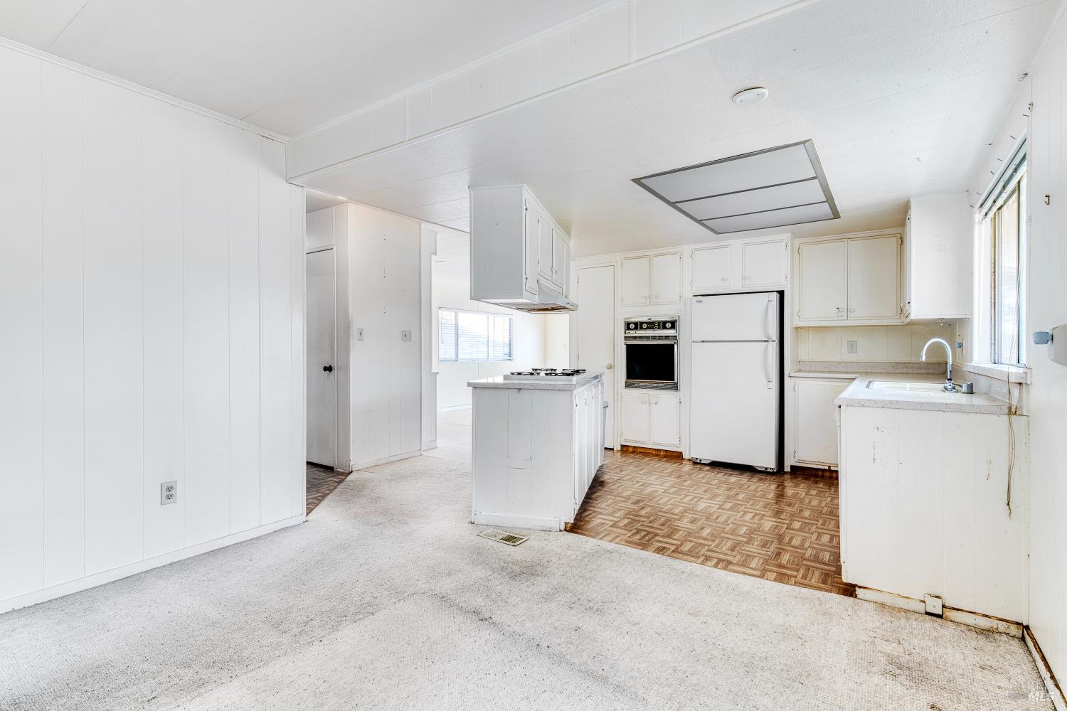 Detail Gallery Image 14 of 30 For 15 Meadow View Unkn, Novato,  CA 94949 - 2 Beds | 2 Baths
