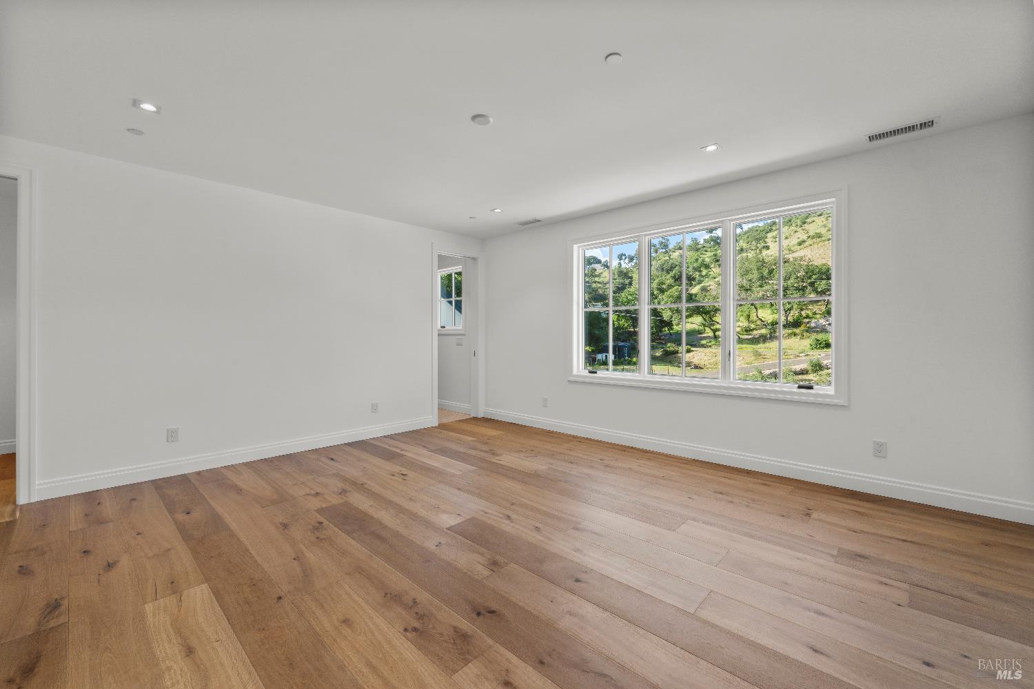 Detail Gallery Image 49 of 68 For 2509 Madrona Ave, Saint Helena,  CA 94574 - 4 Beds | 4/1 Baths