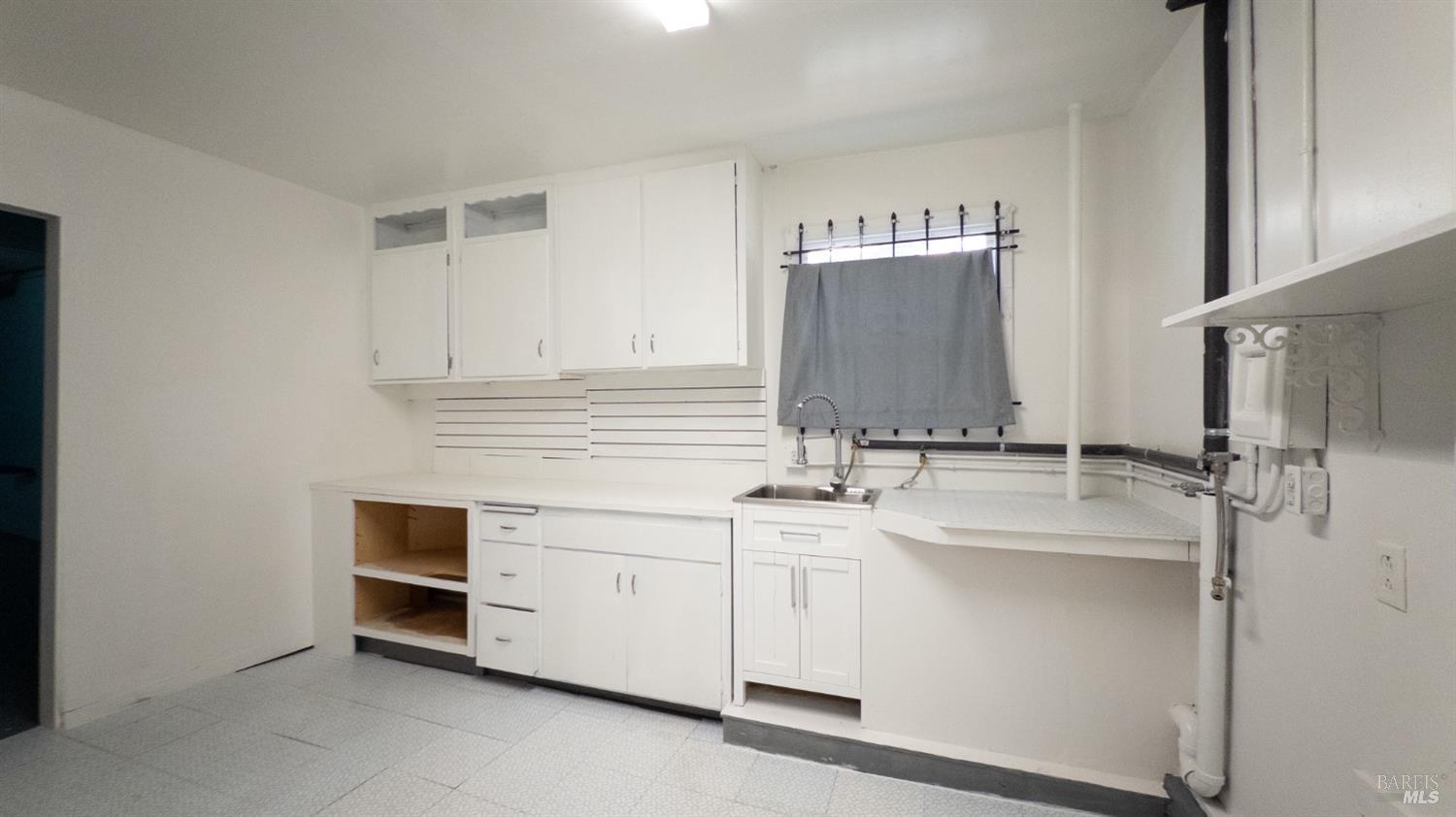 Detail Gallery Image 31 of 37 For 28 D St, Vallejo,  CA 94590 - 2 Beds | 1 Baths