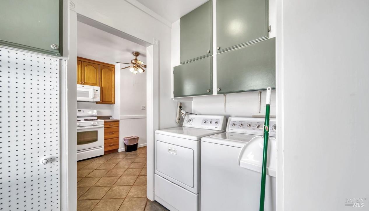 Detail Gallery Image 10 of 20 For 8125 Earl St, Oakland,  CA 94605 - 2 Beds | 2 Baths