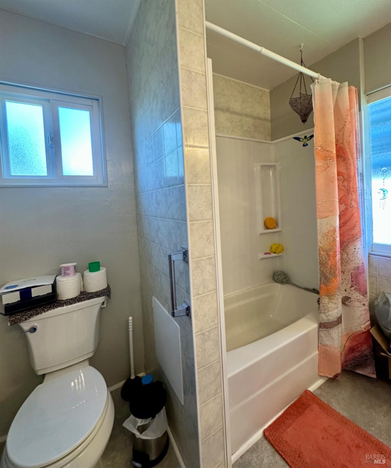 Detail Gallery Image 15 of 27 For 102 Royal Oak Ct 102, Fairfield,  CA 94533 - 3 Beds | 2 Baths