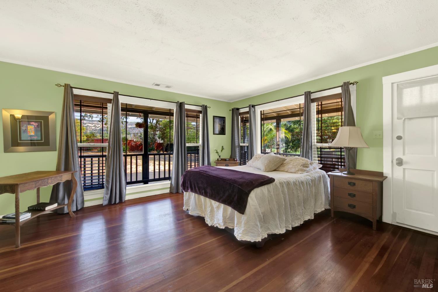 Detail Gallery Image 19 of 65 For 1669 Atlas Peak Rd, Napa,  CA 94558 - 3 Beds | 3 Baths