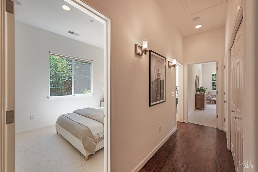 Detail Gallery Image 25 of 53 For 754 First St, Sebastopol,  CA 95472 - 3 Beds | 3 Baths