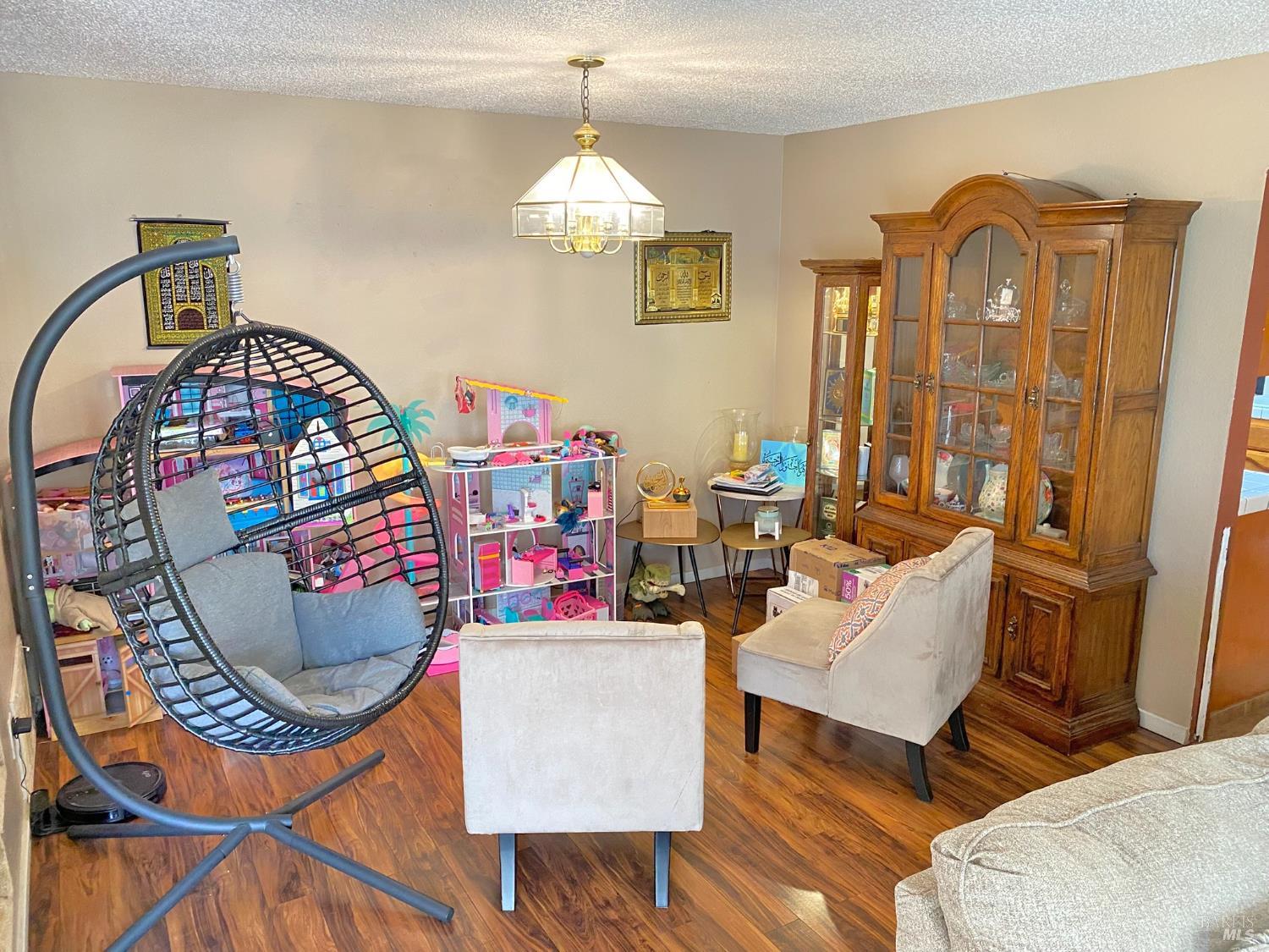 Detail Gallery Image 16 of 38 For 919 Brandon Way, Fairfield,  CA 94533 - 3 Beds | 2/1 Baths