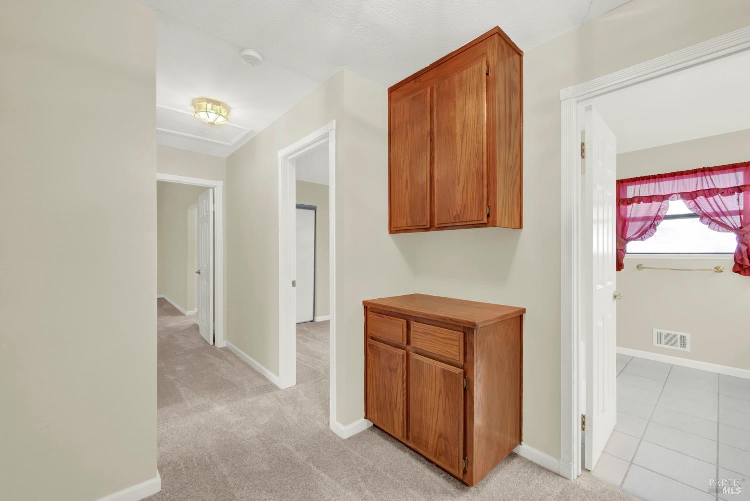 Detail Gallery Image 22 of 55 For 418 Gatehouse Dr, Vacaville,  CA 95687 - 4 Beds | 2/1 Baths