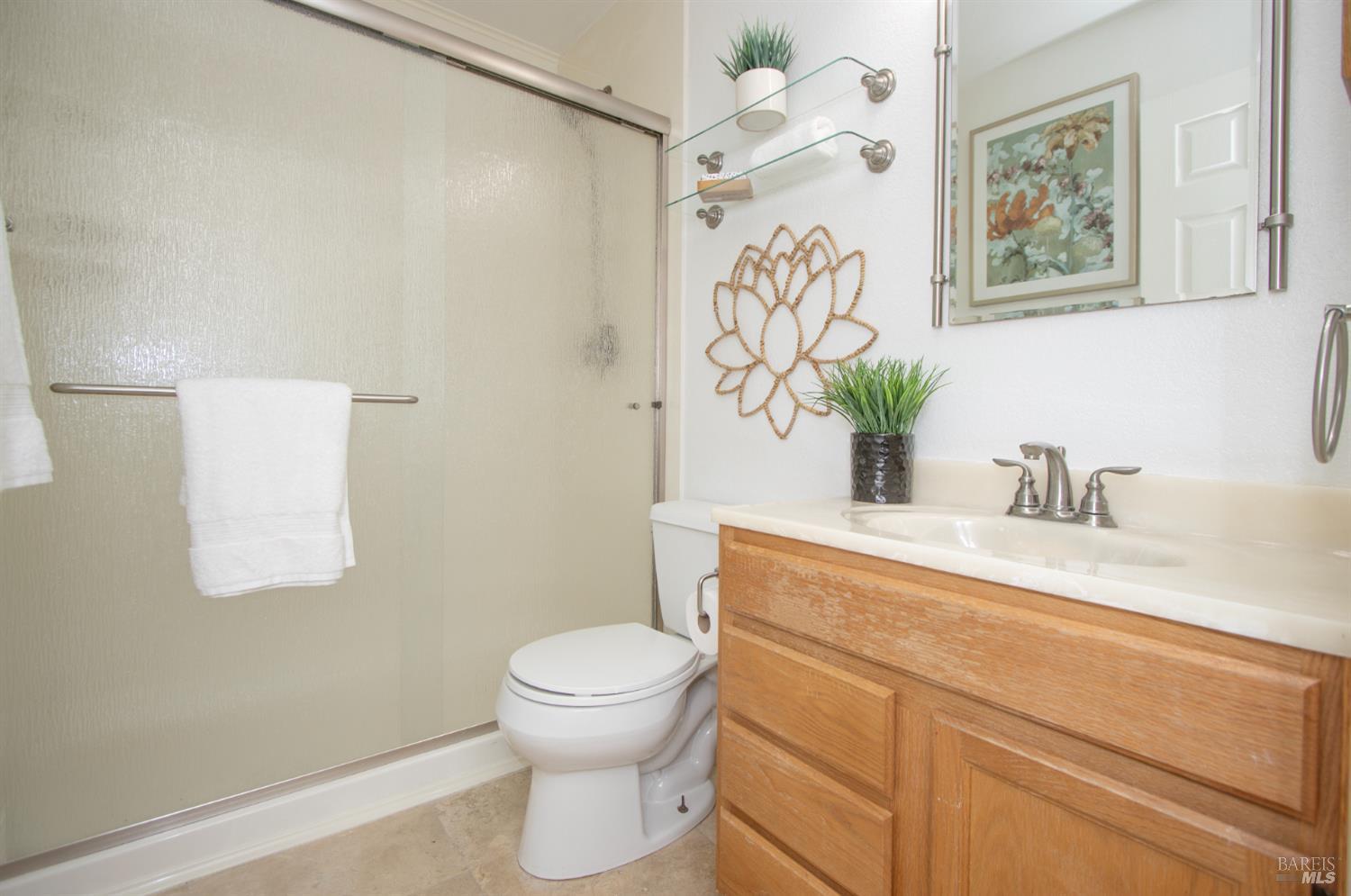Detail Gallery Image 11 of 32 For 200 Birkdale Ct, Vallejo,  CA 94591 - 4 Beds | 2 Baths