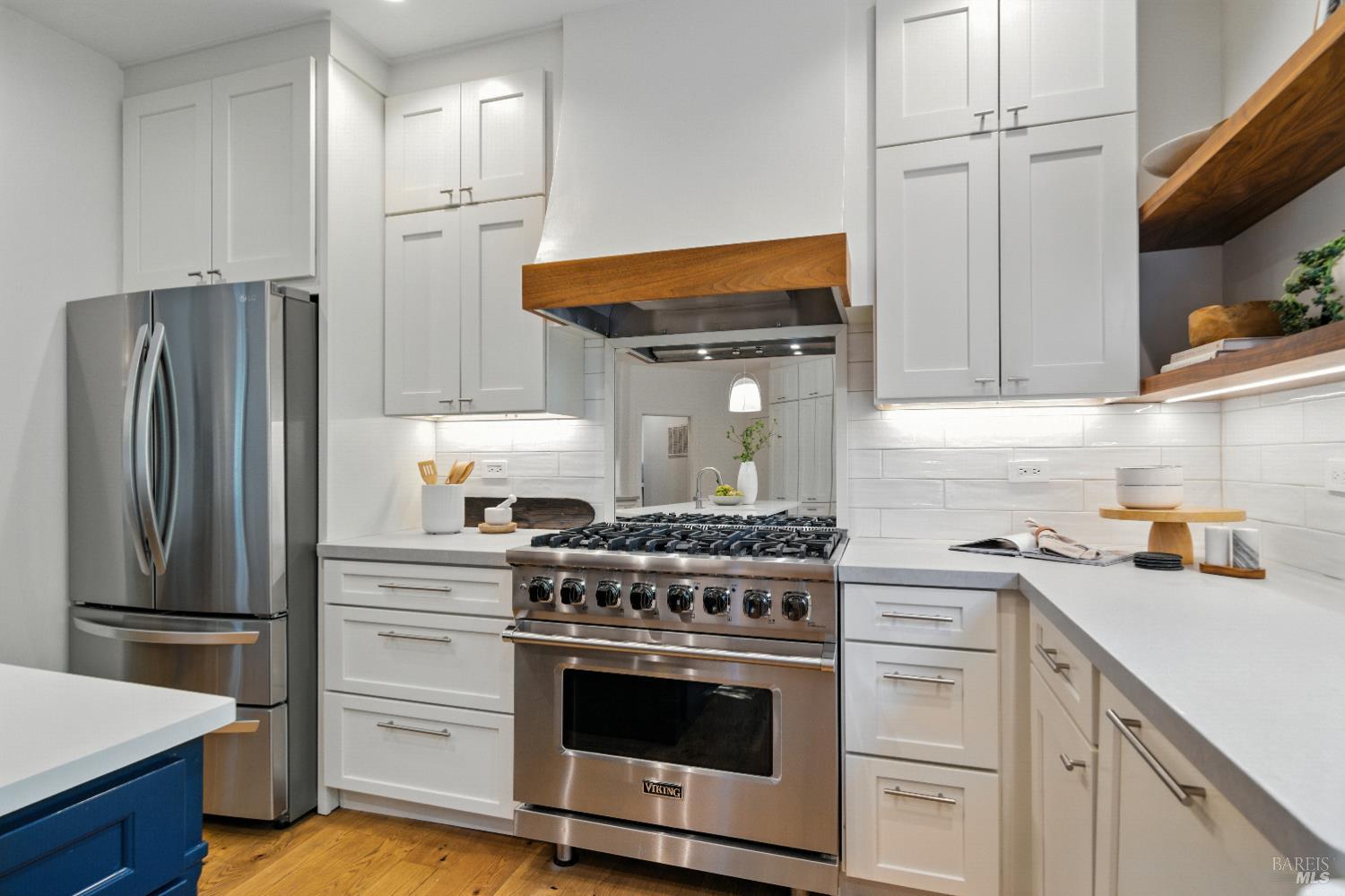Detail Gallery Image 7 of 48 For 50 Sandy Creek Way, Larkspur,  CA 94939 - 4 Beds | 3/1 Baths
