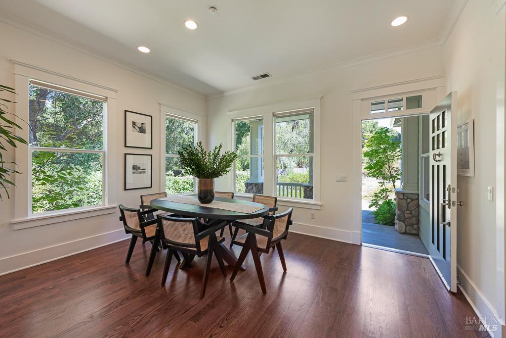 Detail Gallery Image 7 of 53 For 754 First St, Sebastopol,  CA 95472 - 3 Beds | 3 Baths