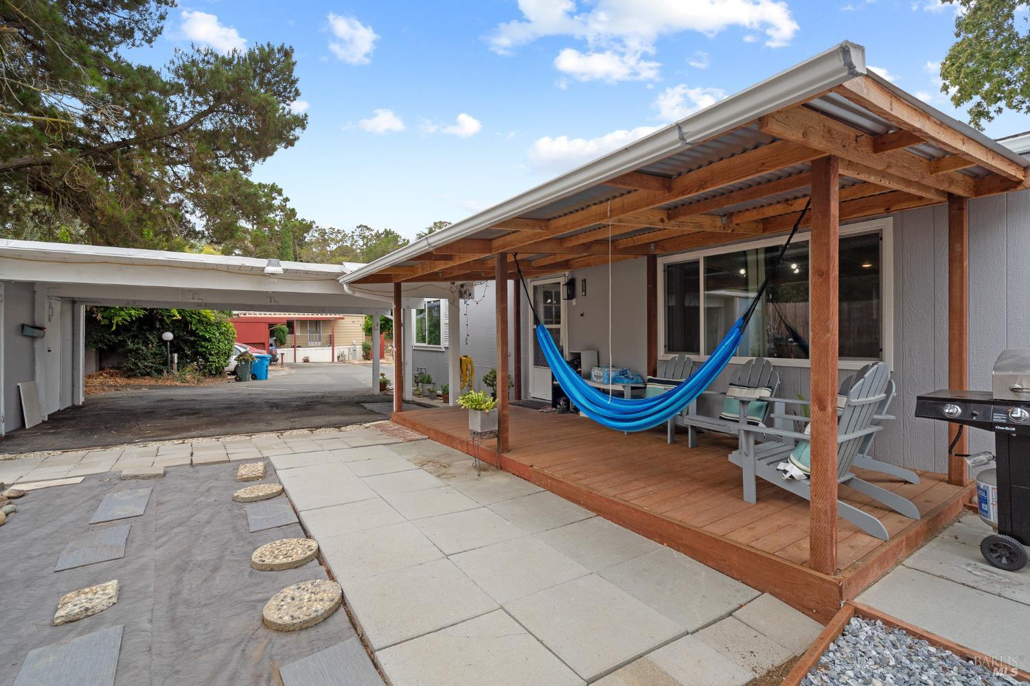 Detail Gallery Image 1 of 43 For 175 Freida Cir, Vallejo,  CA 94590 - 2 Beds | 2 Baths