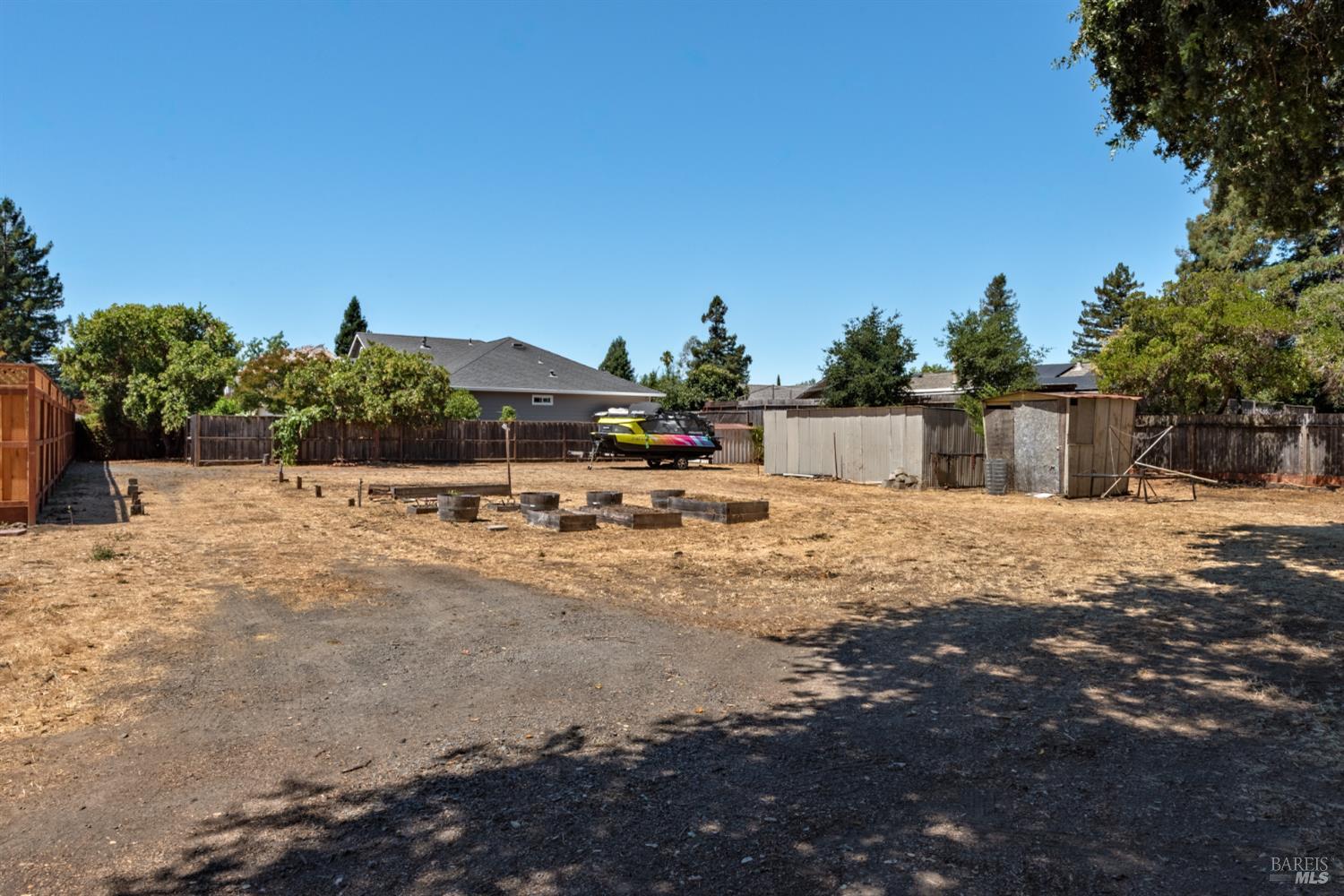 Detail Gallery Image 31 of 34 For 2311 Guerneville Rd, Santa Rosa,  CA 95403 - 3 Beds | 1 Baths