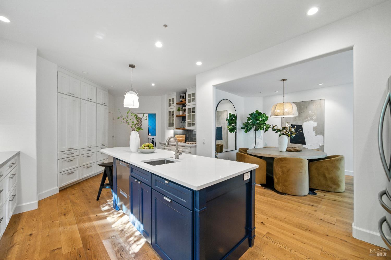 Detail Gallery Image 11 of 48 For 50 Sandy Creek Way, Larkspur,  CA 94939 - 4 Beds | 3/1 Baths