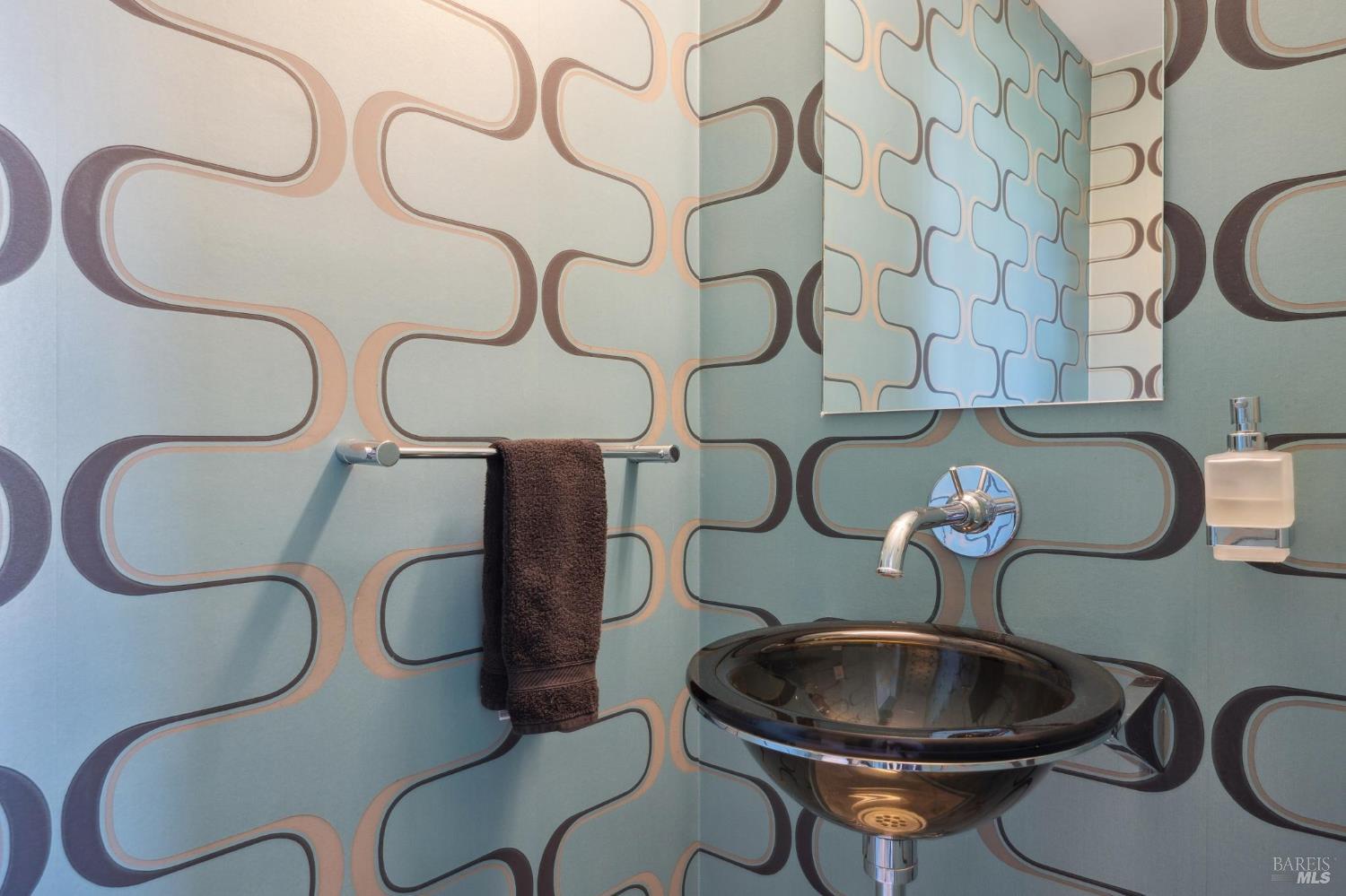 Detail Gallery Image 22 of 41 For 3929 Rincon Ridge Dr, Santa Rosa,  CA 95404 - 3 Beds | 2/1 Baths