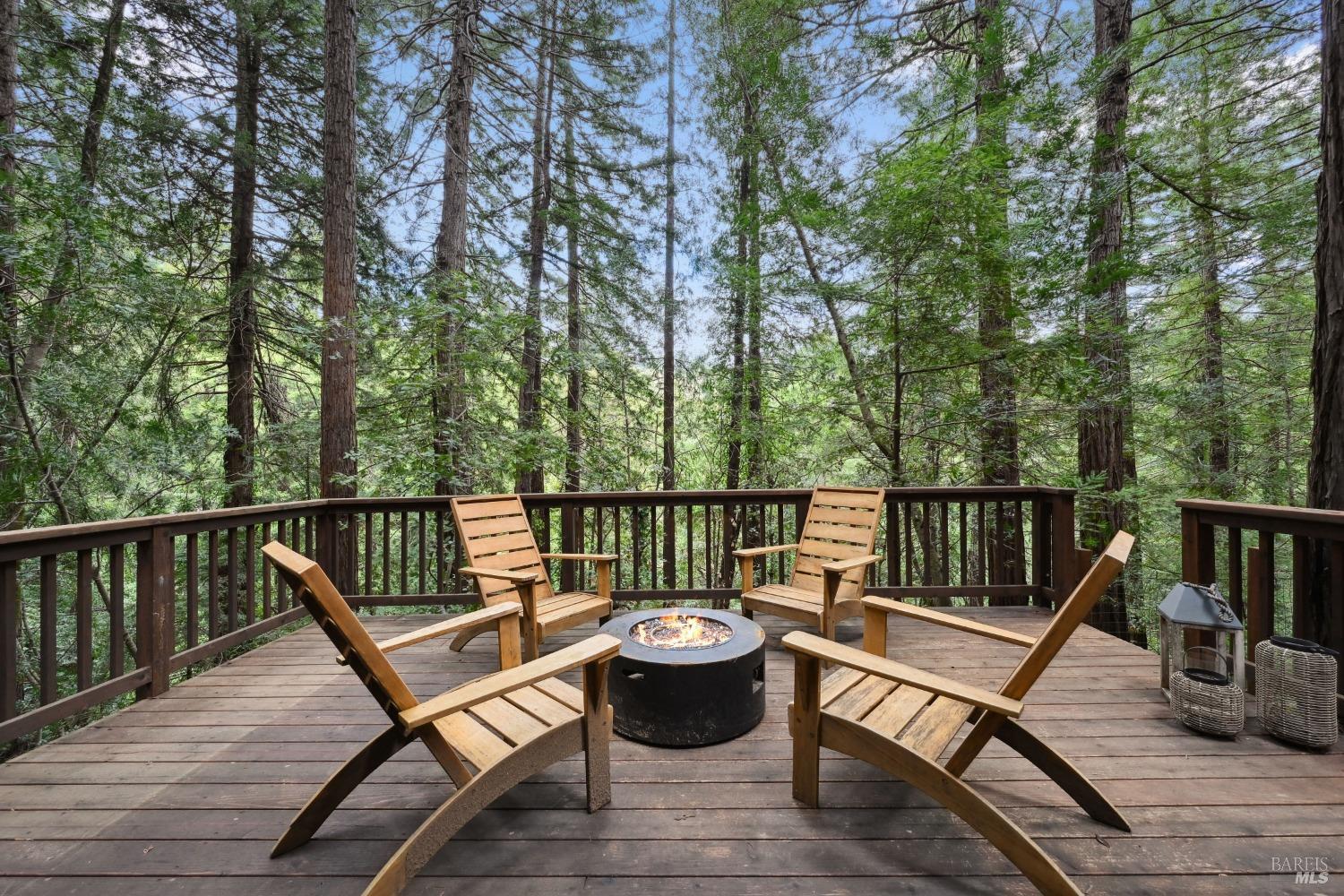 Detail Gallery Image 25 of 35 For 4 Wainwright Pl, Mill Valley,  CA 94941 - 4 Beds | 2/1 Baths