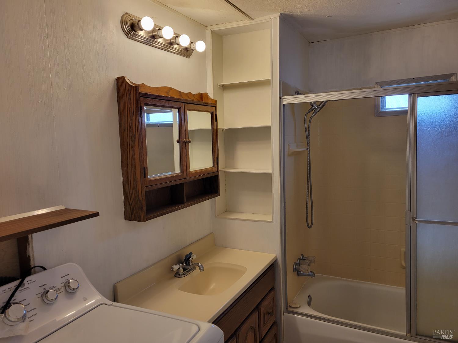 Detail Gallery Image 19 of 35 For 810 Fahey Ct, Vallejo,  CA 94590 - 3 Beds | 1 Baths