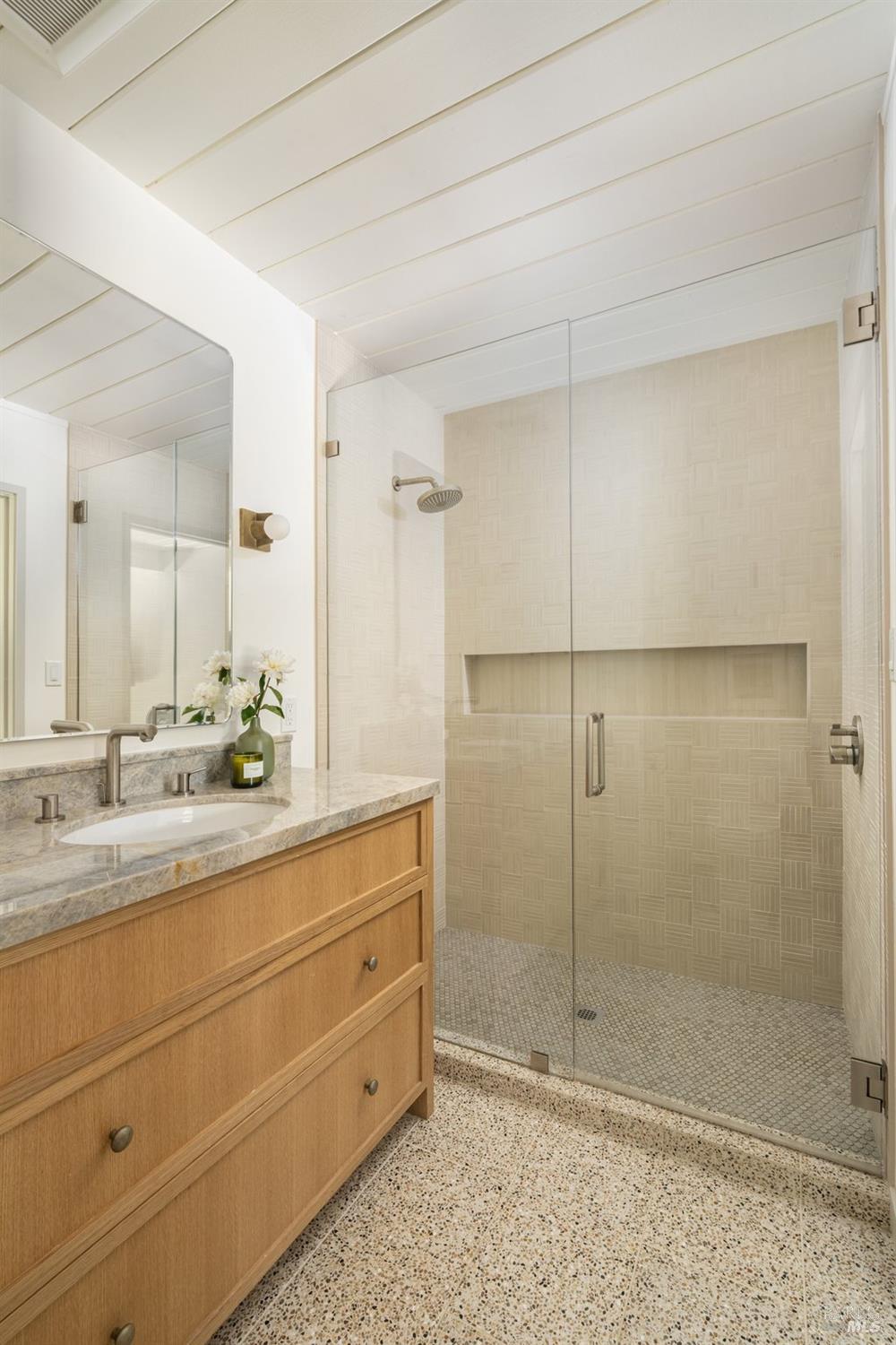 Detail Gallery Image 24 of 34 For 821 Flaxberry Ln, San Rafael,  CA 94903 - 4 Beds | 3 Baths