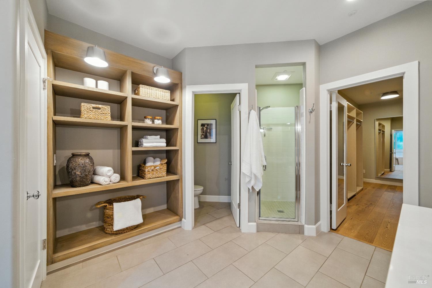 Detail Gallery Image 20 of 48 For 50 Sandy Creek Way, Larkspur,  CA 94939 - 4 Beds | 3/1 Baths