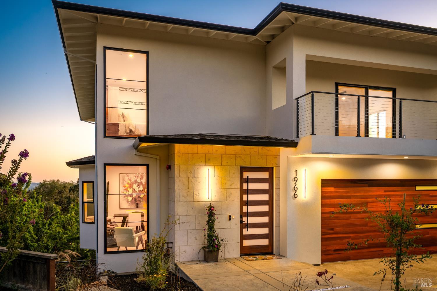 Detail Gallery Image 3 of 64 For 1966 Viewpointe Cir, Santa Rosa,  CA 95403 - 6 Beds | 5/1 Baths