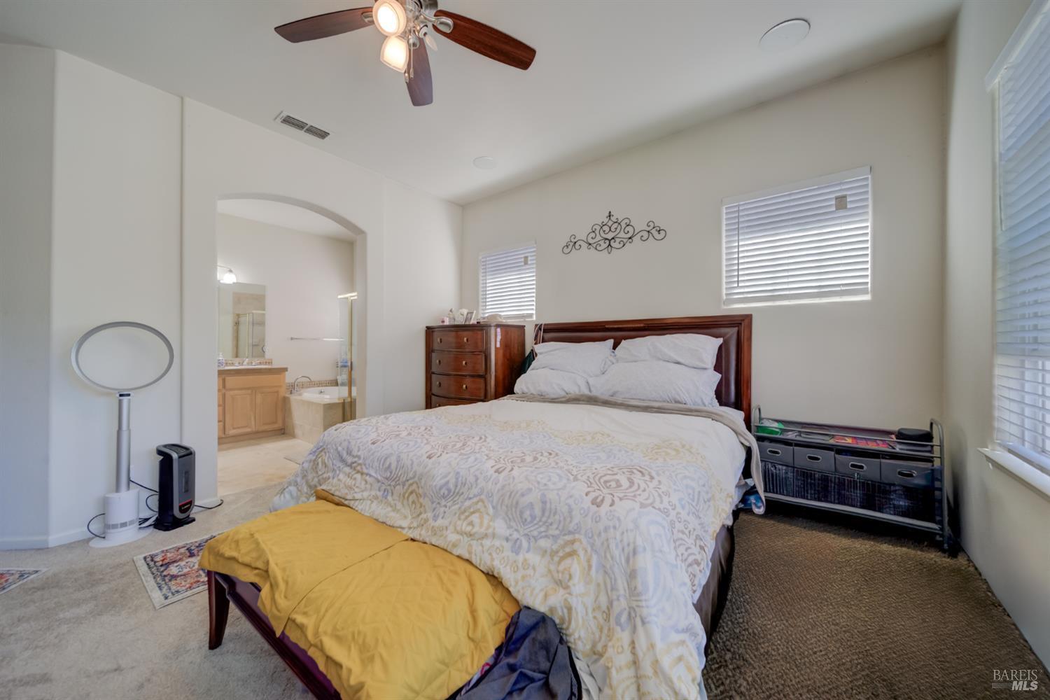 Detail Gallery Image 15 of 34 For 4013 the Masters Dr, Fairfield,  CA 94533 - 3 Beds | 2 Baths