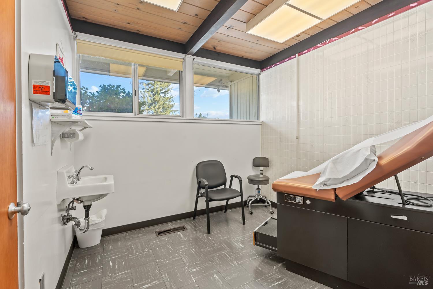 Detail Gallery Image 21 of 27 For 715 S Dora St #1 & 2,  Ukiah,  CA 95482 - – Beds | – Baths