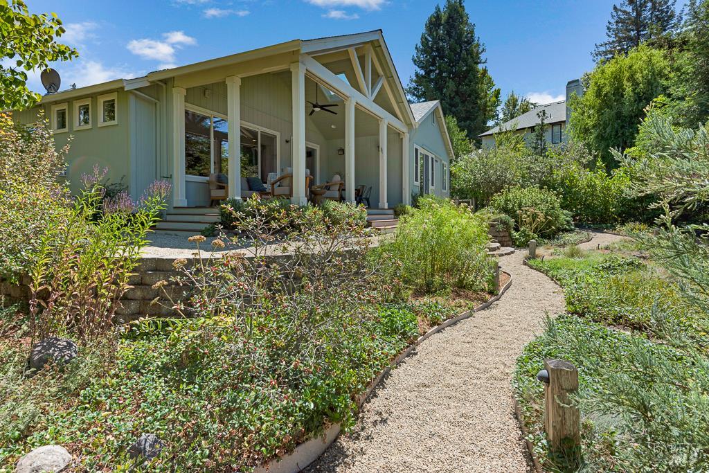 Detail Gallery Image 39 of 53 For 754 First St, Sebastopol,  CA 95472 - 3 Beds | 3 Baths