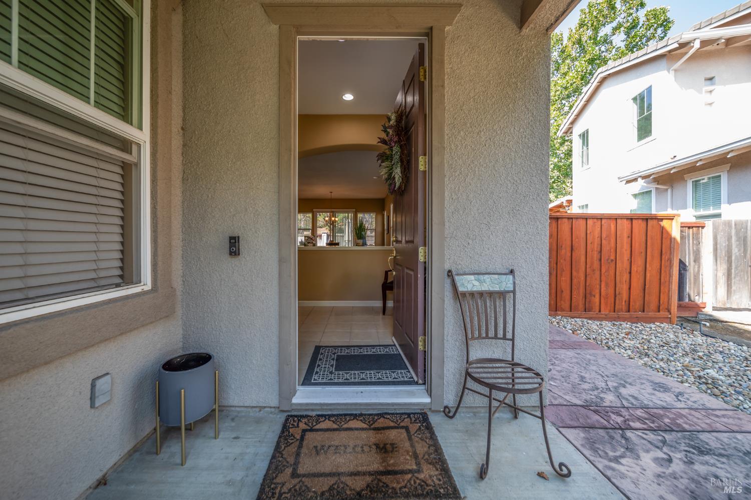 Detail Gallery Image 3 of 34 For 4013 the Masters Dr, Fairfield,  CA 94533 - 3 Beds | 2 Baths