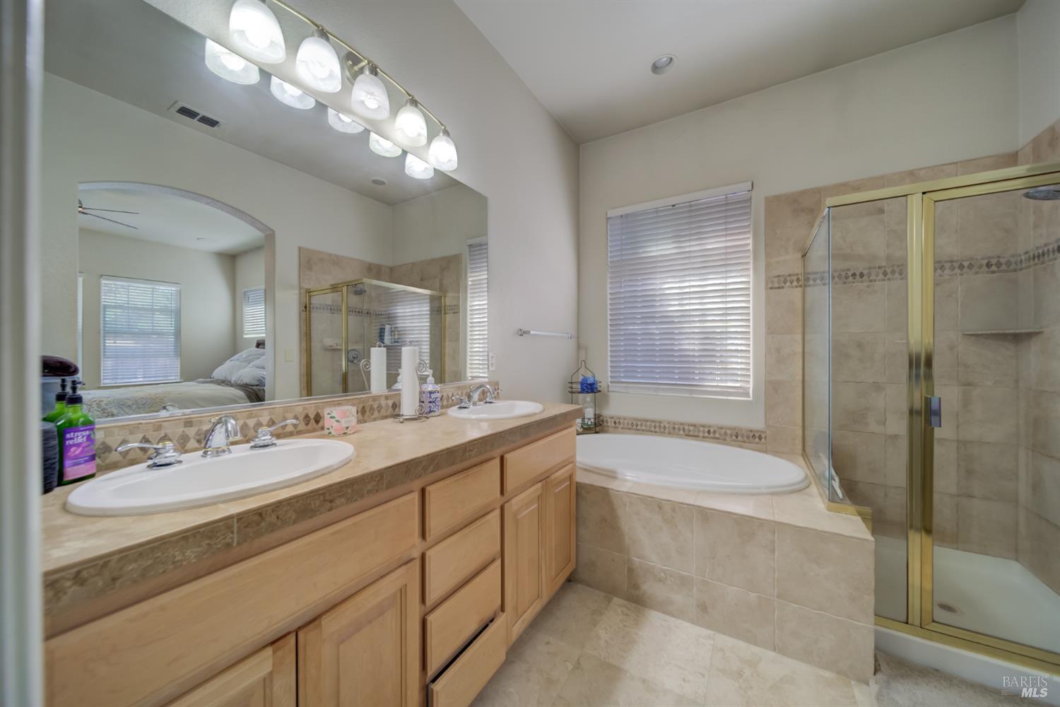 Detail Gallery Image 16 of 34 For 4013 the Masters Dr, Fairfield,  CA 94533 - 3 Beds | 2 Baths
