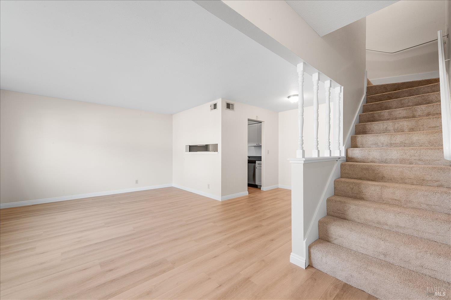 Detail Gallery Image 18 of 42 For 130 Del Rio Cir #2,  Vacaville,  CA 95687 - 2 Beds | 1/1 Baths