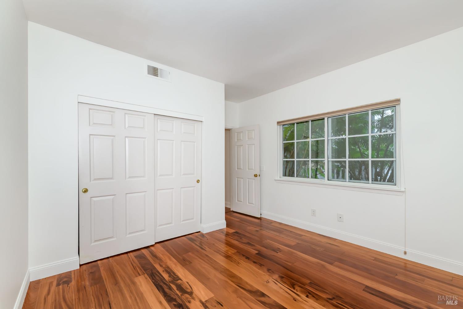 Detail Gallery Image 33 of 34 For 8 Mariners Cir, San Rafael,  CA 94903 - 2 Beds | 2 Baths
