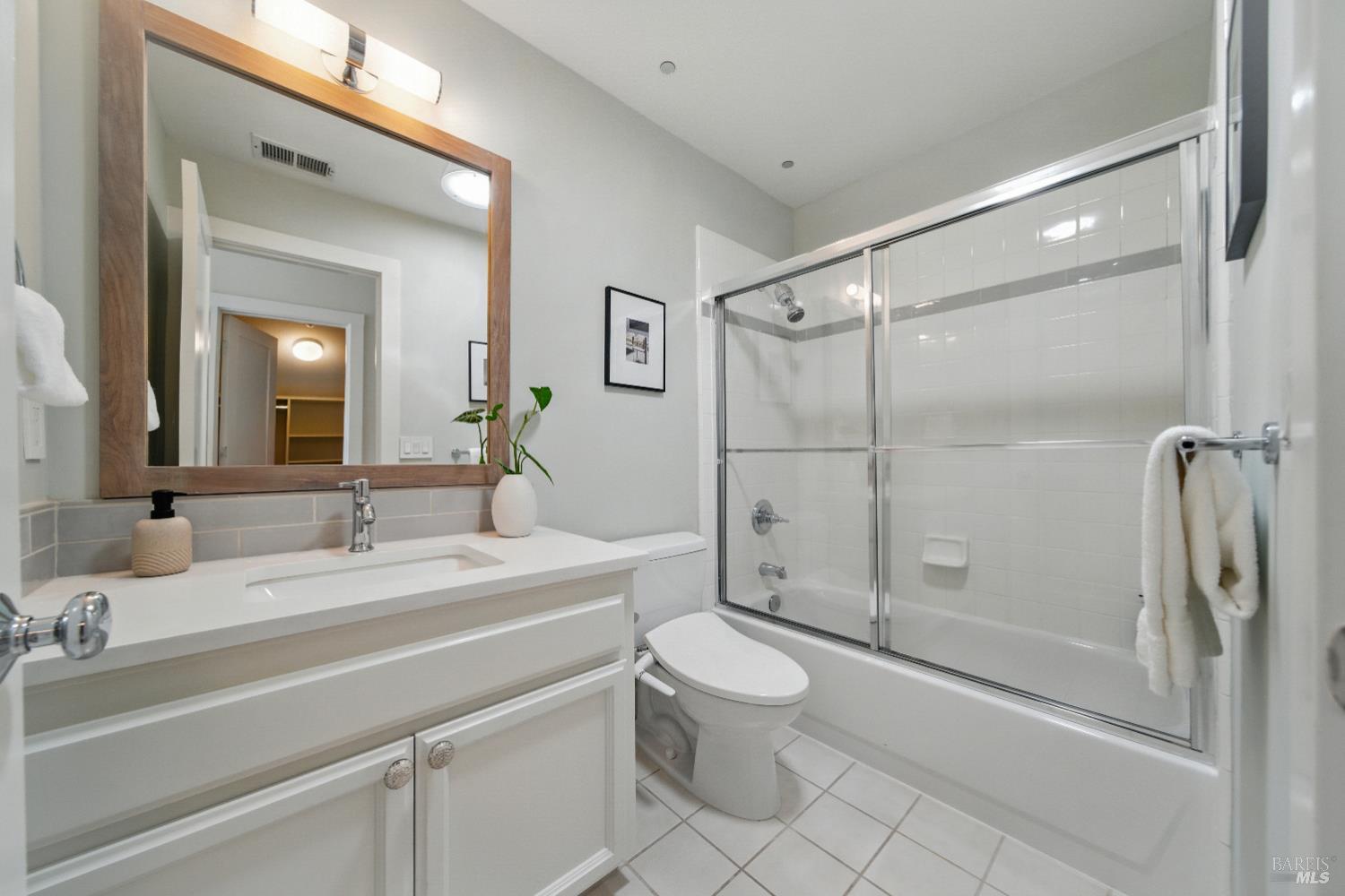 Detail Gallery Image 35 of 48 For 50 Sandy Creek Way, Larkspur,  CA 94939 - 4 Beds | 3/1 Baths