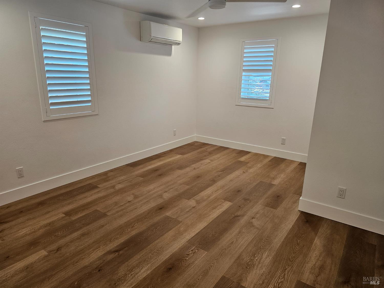 Detail Gallery Image 6 of 12 For 1542 Main St a,  Napa,  CA 94559 - 2 Beds | 2 Baths