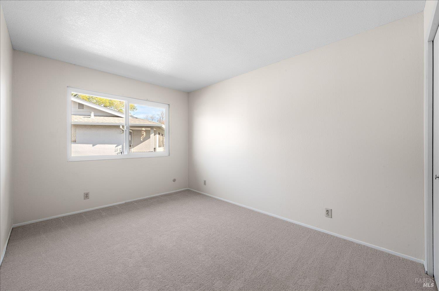 Detail Gallery Image 23 of 42 For 130 Del Rio Cir #2,  Vacaville,  CA 95687 - 2 Beds | 1/1 Baths
