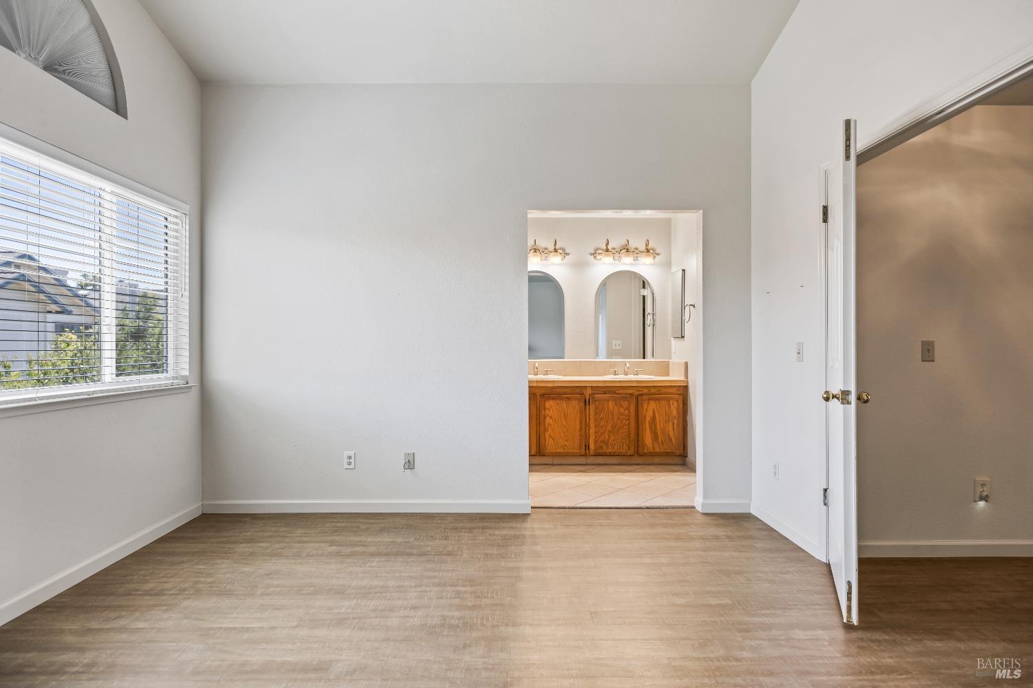 Detail Gallery Image 22 of 36 For 2189 Saint Augustine Cir, Petaluma,  CA 94954 - 3 Beds | 2/1 Baths