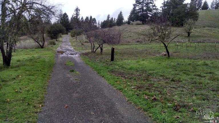 Detail Gallery Image 42 of 45 For 13333 Low Gap Rd, Ukiah,  CA 95482 - 5 Beds | 2/1 Baths
