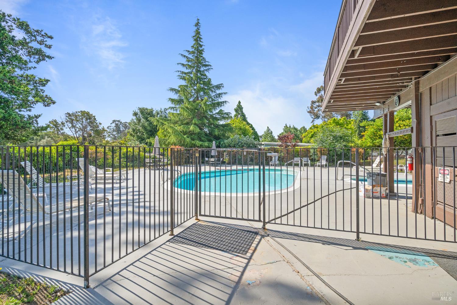 Detail Gallery Image 41 of 43 For 175 Freida Cir, Vallejo,  CA 94590 - 2 Beds | 2 Baths
