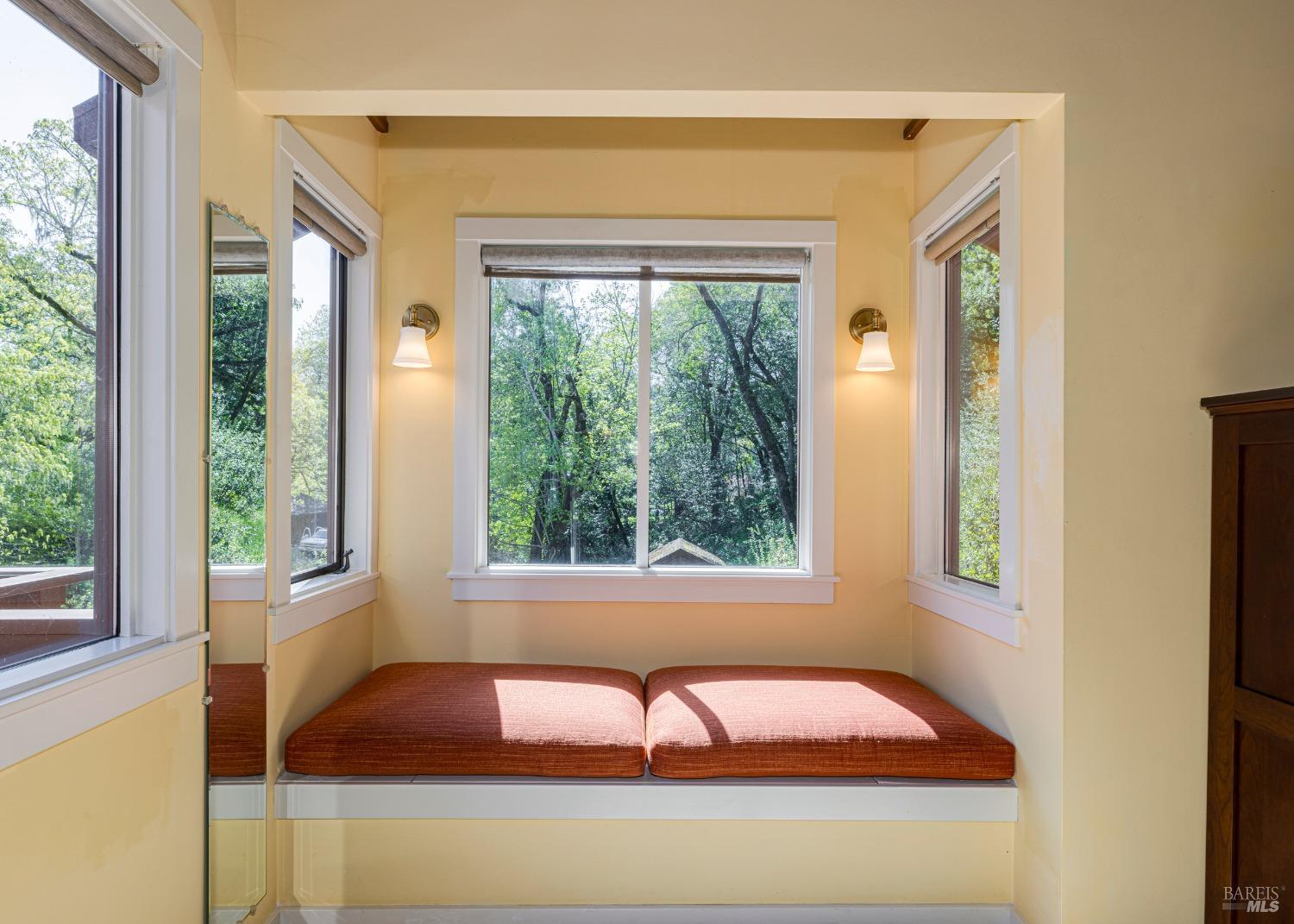 Detail Gallery Image 16 of 59 For 9200 Bennett Valley Rd, Glen Ellen,  CA 95442 - 3 Beds | 2/1 Baths