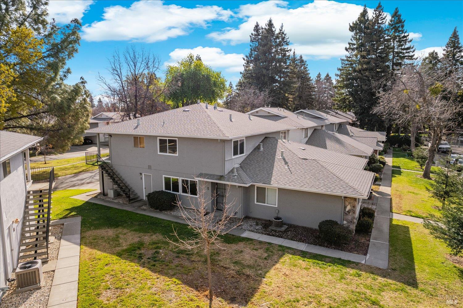 Detail Gallery Image 31 of 42 For 130 Del Rio Cir #2,  Vacaville,  CA 95687 - 2 Beds | 1/1 Baths