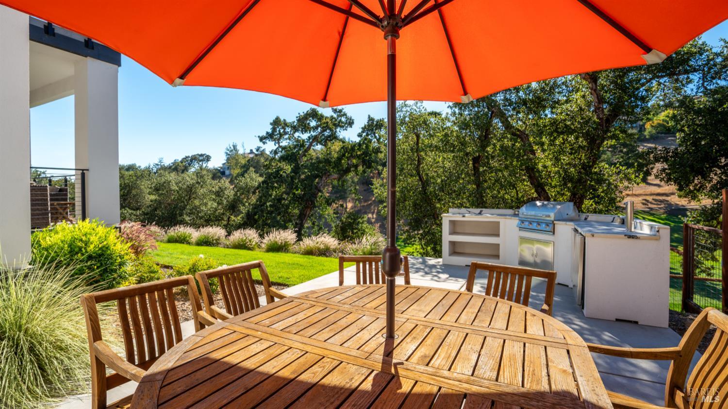 Detail Gallery Image 42 of 51 For 3735 Lakebriar Pl, Santa Rosa,  CA 95403 - 4 Beds | 4 Baths
