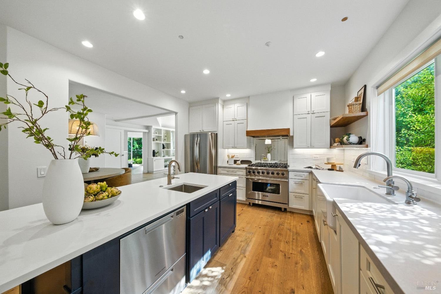Detail Gallery Image 6 of 48 For 50 Sandy Creek Way, Larkspur,  CA 94939 - 4 Beds | 3/1 Baths
