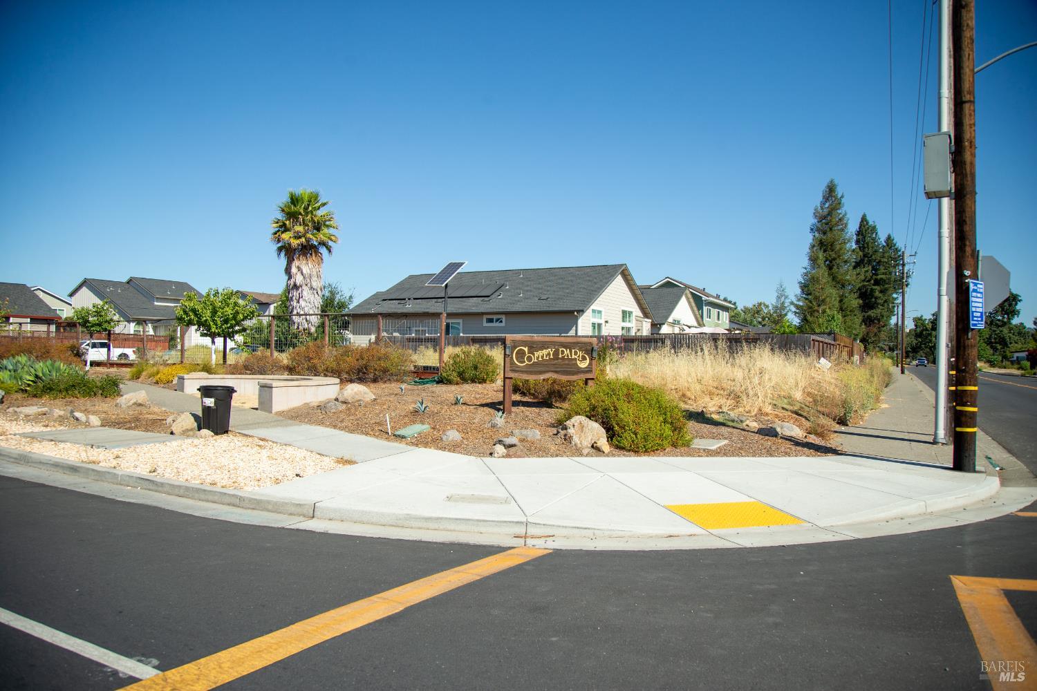 Detail Gallery Image 2 of 12 For 3702 Hillary Ct, Santa Rosa,  CA 95403 - – Beds | – Baths