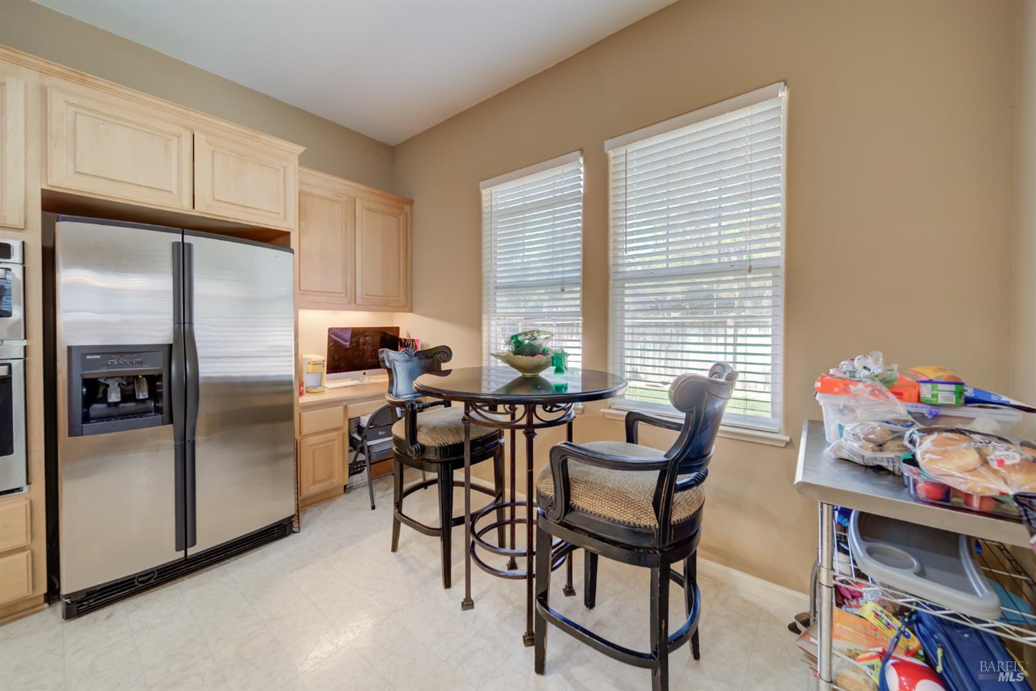 Detail Gallery Image 12 of 34 For 4013 the Masters Dr, Fairfield,  CA 94533 - 3 Beds | 2 Baths