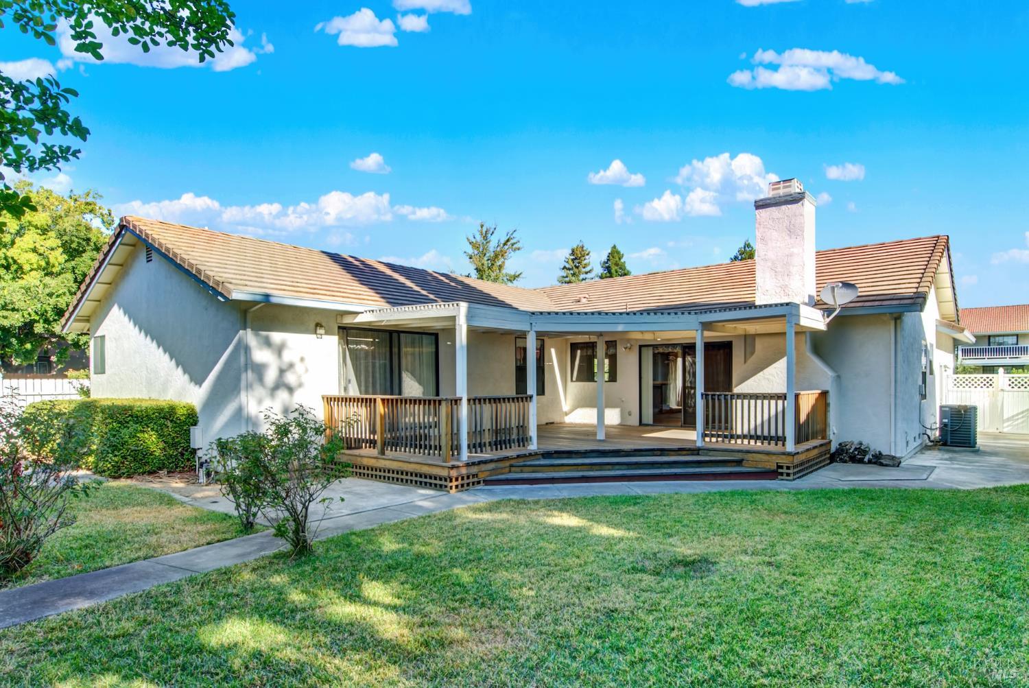 Detail Gallery Image 39 of 55 For 418 Gatehouse Dr, Vacaville,  CA 95687 - 4 Beds | 2/1 Baths