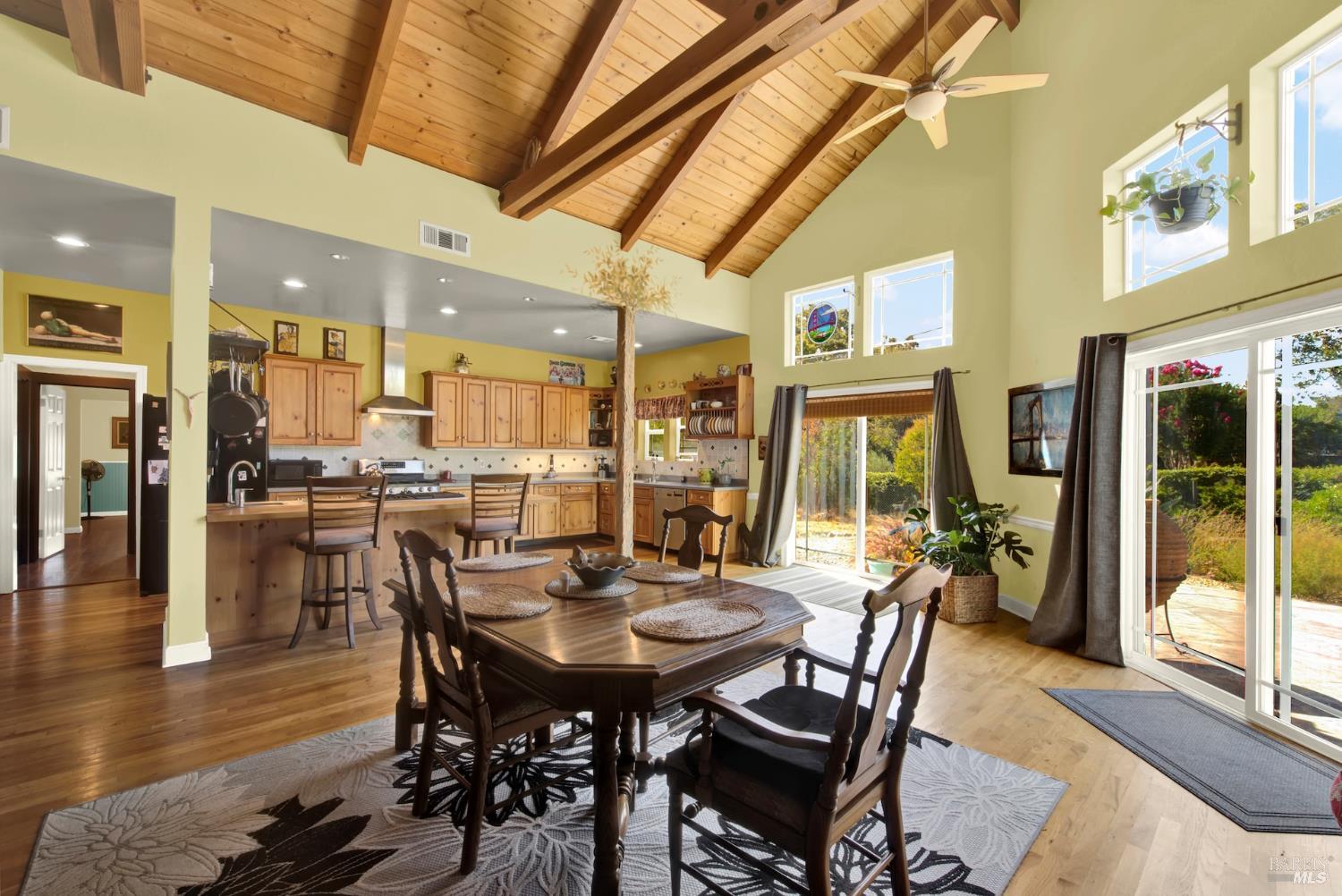 Detail Gallery Image 8 of 65 For 1669 Atlas Peak Rd, Napa,  CA 94558 - 3 Beds | 3 Baths