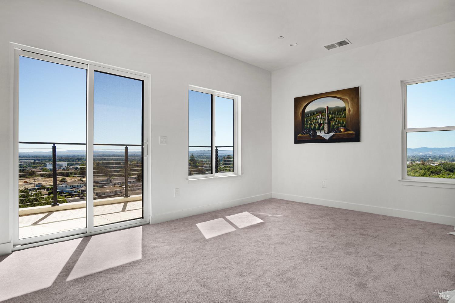 Detail Gallery Image 29 of 64 For 1966 Viewpointe Cir, Santa Rosa,  CA 95403 - 6 Beds | 5/1 Baths