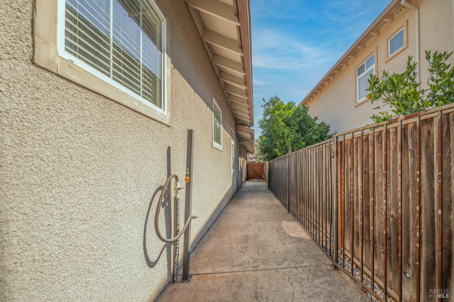 Detail Gallery Image 29 of 34 For 4013 the Masters Dr, Fairfield,  CA 94533 - 3 Beds | 2 Baths