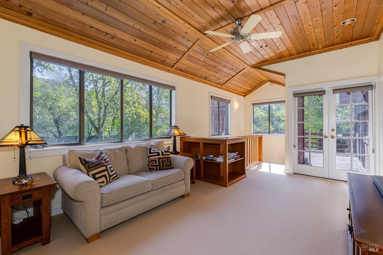 Detail Gallery Image 21 of 59 For 9200 Bennett Valley Rd, Glen Ellen,  CA 95442 - 3 Beds | 2/1 Baths