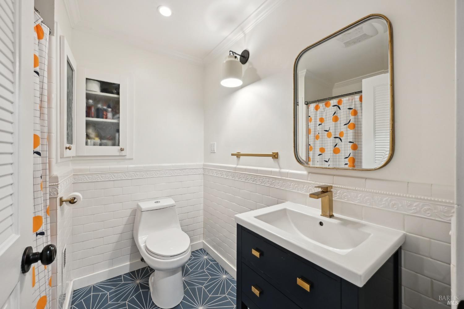 Detail Gallery Image 28 of 35 For 4 Wainwright Pl, Mill Valley,  CA 94941 - 4 Beds | 2/1 Baths