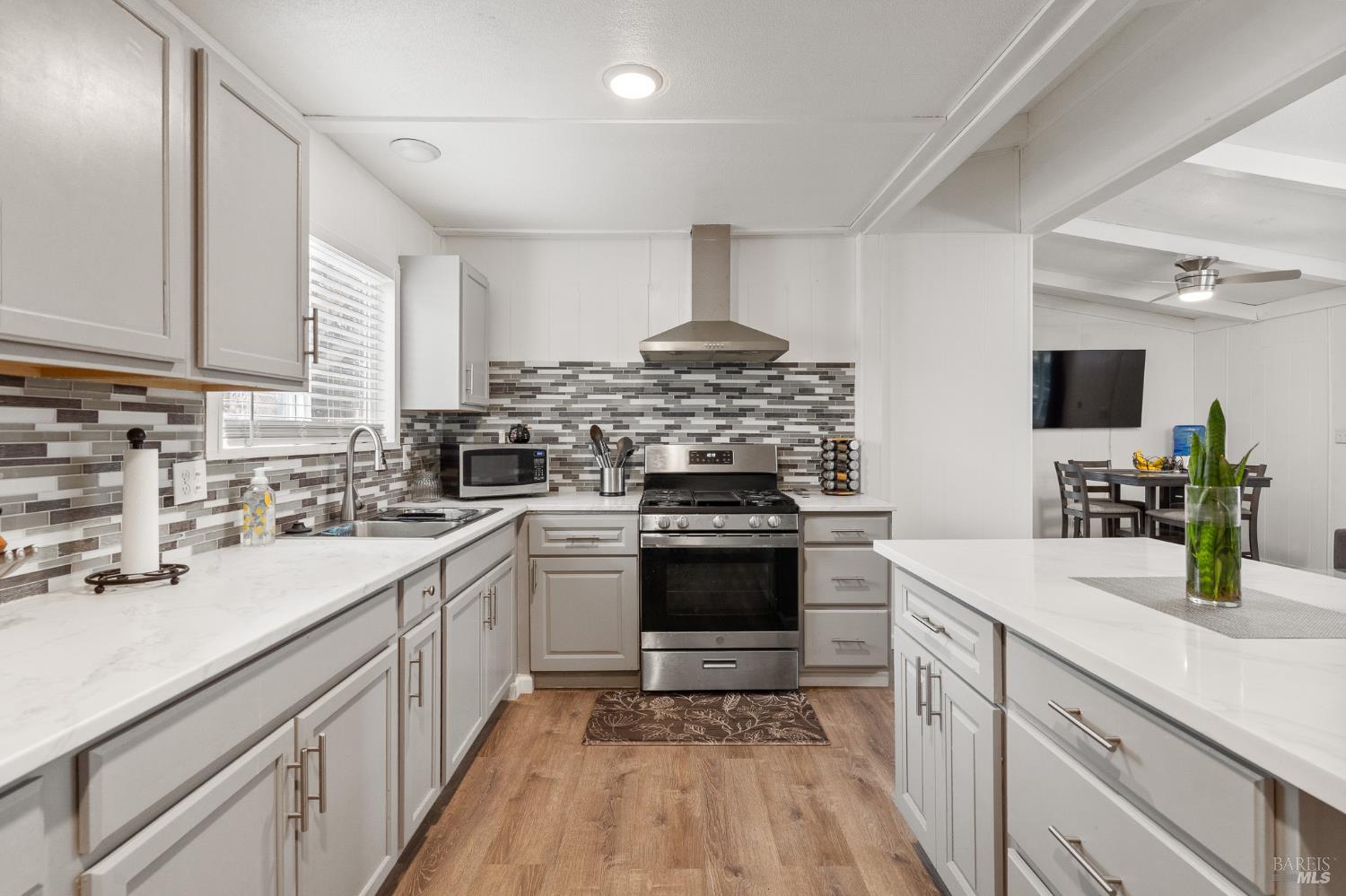 Detail Gallery Image 12 of 43 For 175 Freida Cir, Vallejo,  CA 94590 - 2 Beds | 2 Baths