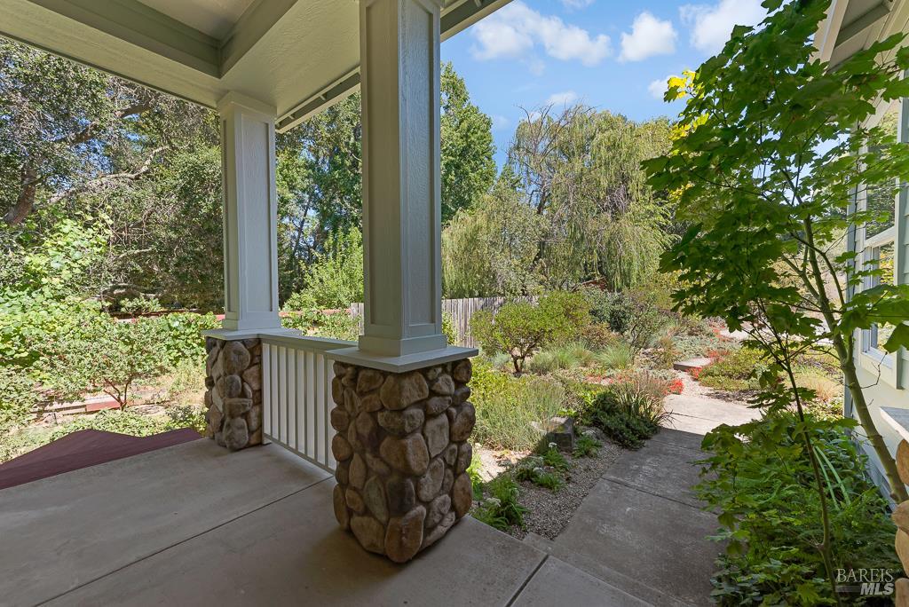 Detail Gallery Image 6 of 53 For 754 First St, Sebastopol,  CA 95472 - 3 Beds | 3 Baths